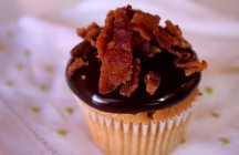 Tee and Cakes Famous Chocolate and Bacon Cupcakes